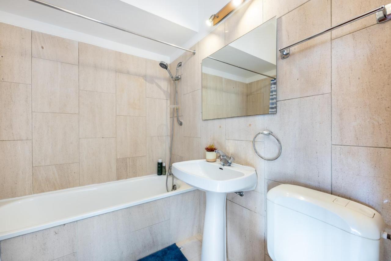 Lagos Homestay Екстериор снимка